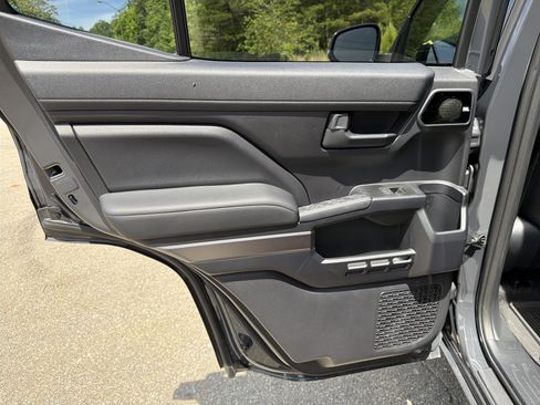 Used 2025 Toyota 4Runner Limited RWD image 23
