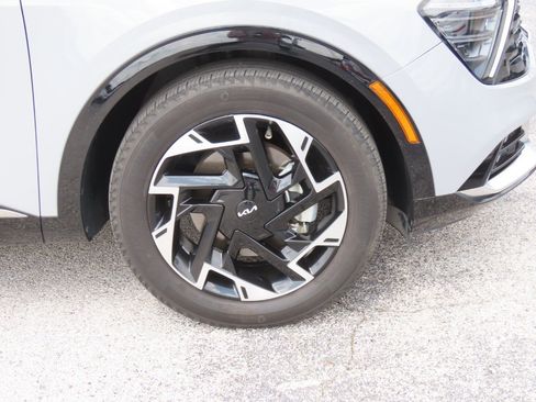 Used 2023 Kia Sportage SX FWD image 9