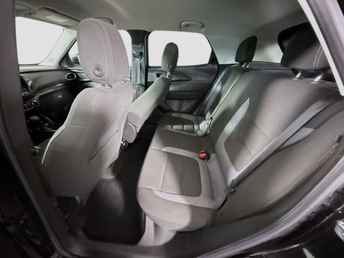 Used 2022 Chevrolet TrailBlazer LT w/ Convenience Package image 25