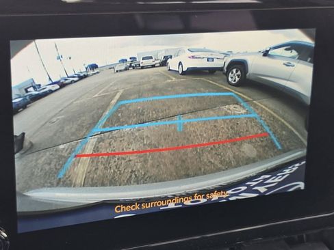 Used 2025 Toyota Corolla LE FWD image 18