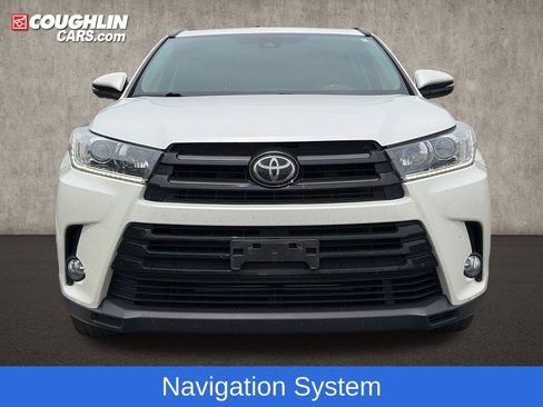 Used 2018 Toyota Highlander SE AWD/4WD image 3