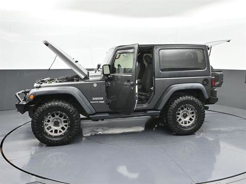 Used 2018 Jeep Wrangler Sport AWD/4WD image 46