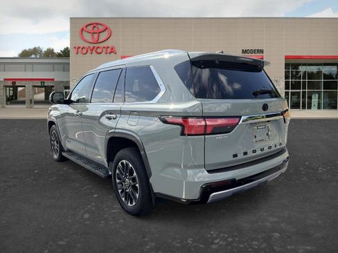 Certified 2024 Toyota Sequoia Limited w/ Tow Technology Package AWD/4WD image 6