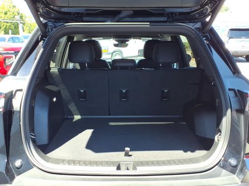 Used 2025 Chevrolet Equinox ACTIV w/ Safety and Technology Package AWD/4WD image 20