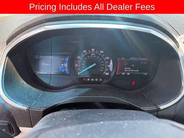 Used 2015 Ford Edge Titanium FWD image 9