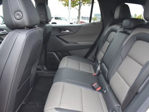 New 2026 Chevrolet Equinox LT w/ Convenience Package II image 16