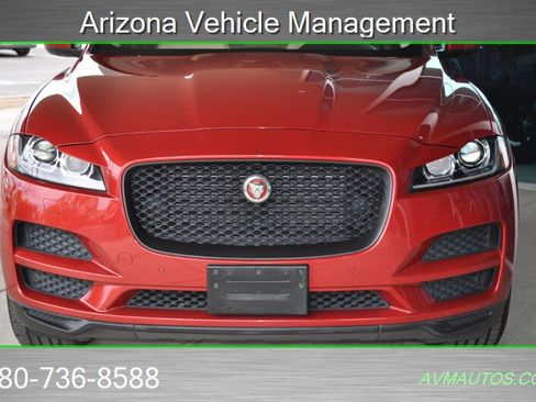 Used 2017 Jaguar F-PACE Premium AWD/4WD image 11