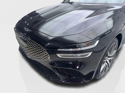 Used 2025 Genesis G70 2.5T image 16