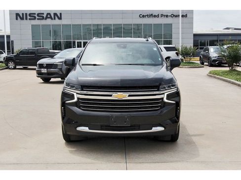Used 2024 Chevrolet Suburban LT AWD/4WD image 8