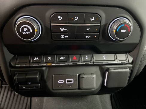 Used 2024 Chevrolet Silverado 1500 Custom Trail Boss image 15