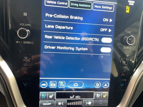 Used 2024 Subaru Legacy Touring XT image 9