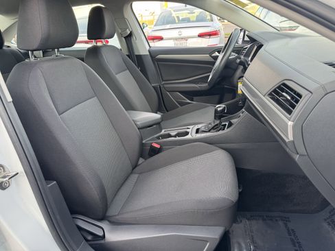 Used 2020 Volkswagen Jetta S image 33