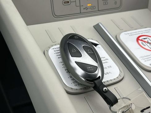 New 2026 Hyundai Santa Fe SEL FWD image 33