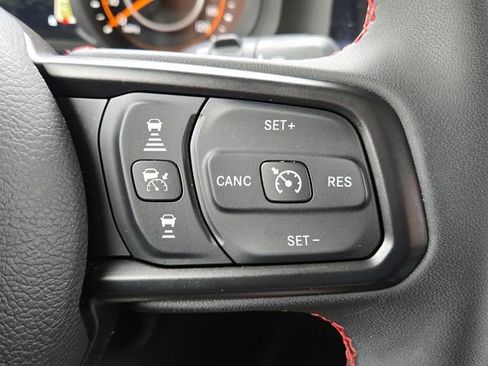 Used 2024 Jeep Wrangler Unlimited Rubicon w/ Technology Group AWD/4WD image 20