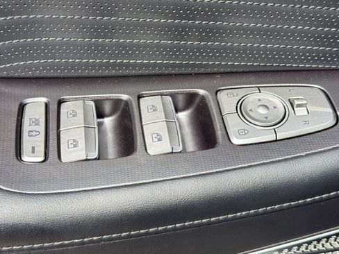 Used 2024 Hyundai Palisade Calligraphy image 23