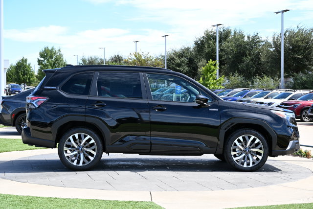 New 2026 Subaru Forester Touring AWD/4WD image 2