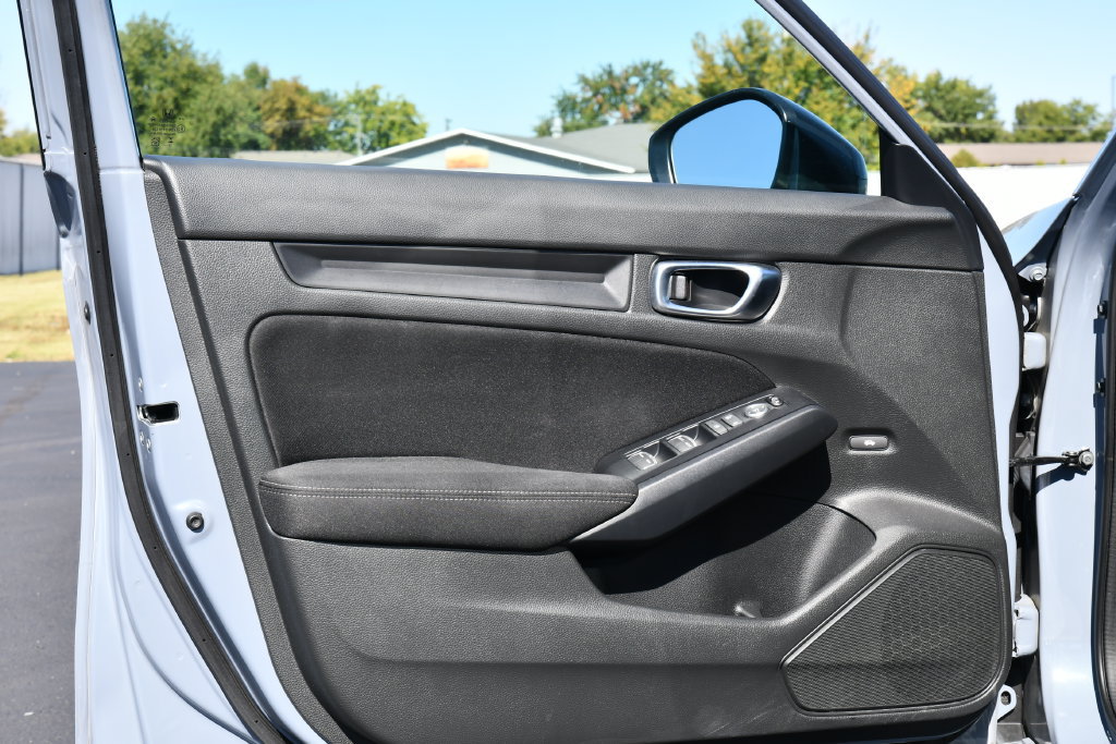 Used 2024 Honda Civic Sport image 14