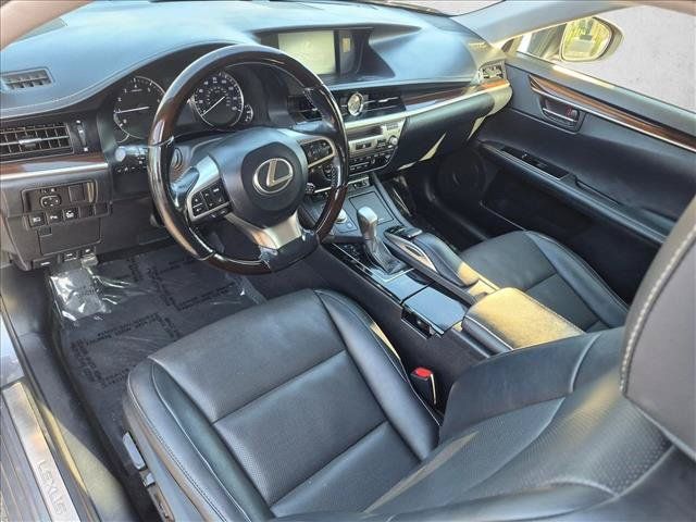 Used 2017 Lexus ES 350 w/ Navigation System Package FWD image 9