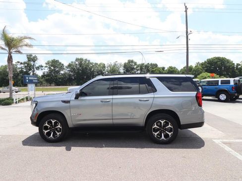 Used 2025 GMC Yukon AT4 AWD/4WD image 8