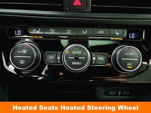 Used 2020 Volkswagen Jetta R-Line w/ R-Line Cold Weather Package FWD image 18