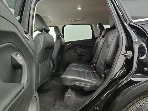 Used 2019 Ford Escape SEL image 34