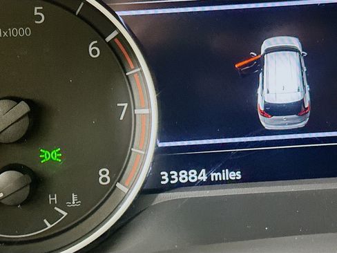 Used 2025 Nissan Rogue SV image 19