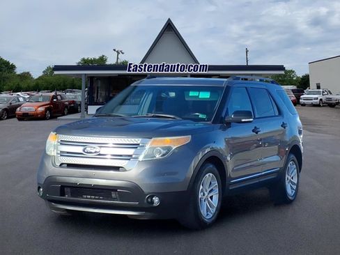 Used 2013 Ford Explorer XLT image 1