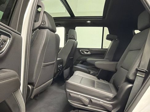 Used 2024 Chevrolet Tahoe LT w/ LT Signature Plus Package image 21