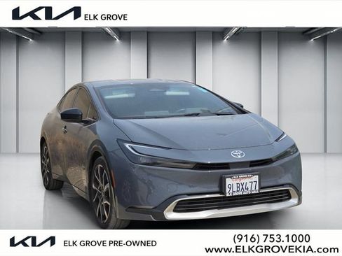 Used 2024 Toyota Prius Prime FWD image 1