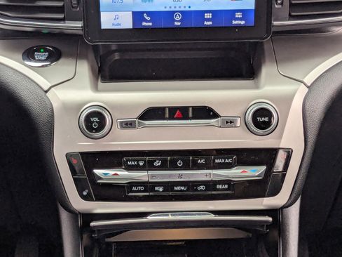 Used 2020 Ford Explorer XLT w/ Equipment Group 202A image 20