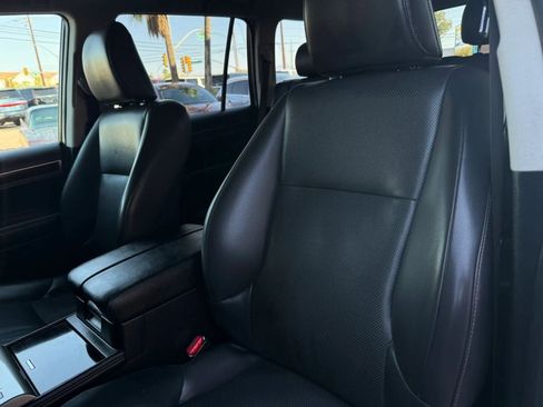 Used 2017 Lexus GX 460 w/ Navigation Package AWD/4WD image 42