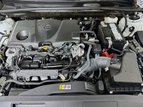 Used 2022 Toyota Camry SE image 31