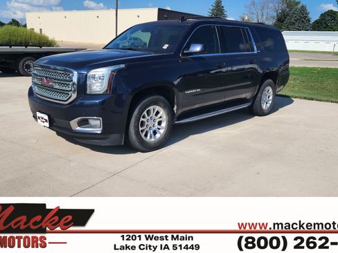 Used 2018 GMC Yukon XL SLT w/ Open Road Package AWD/4WD image 1