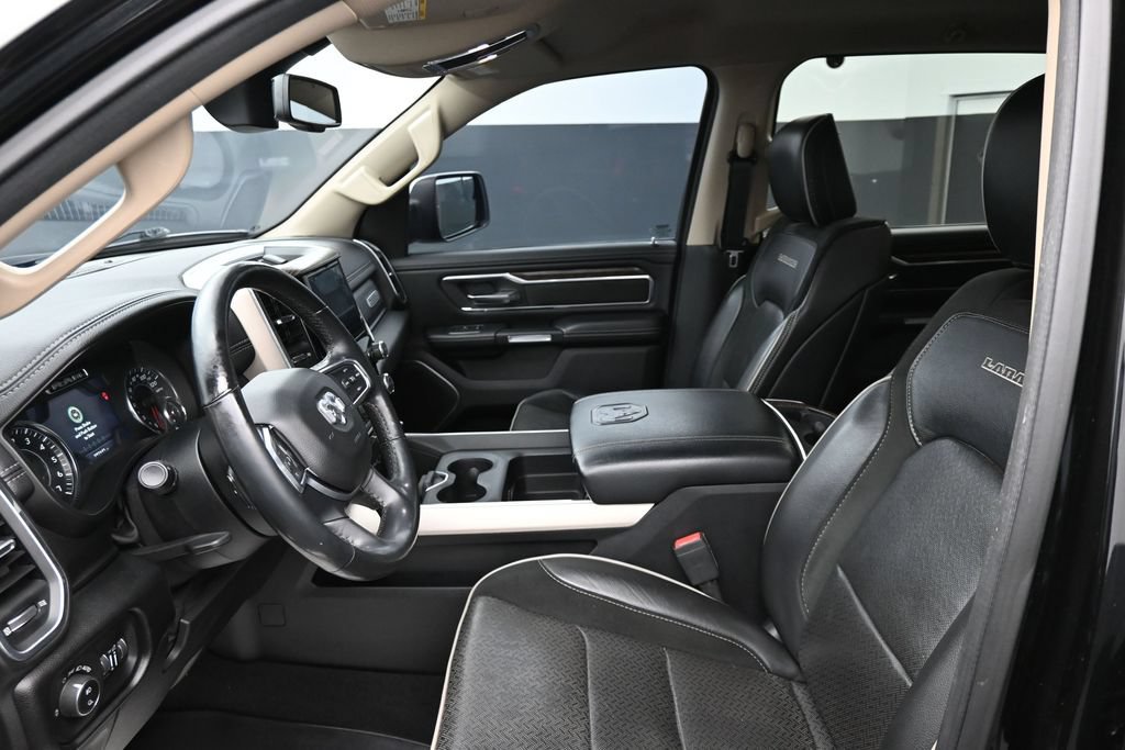 Used 2019 RAM 1500 Laramie AWD/4WD image 11