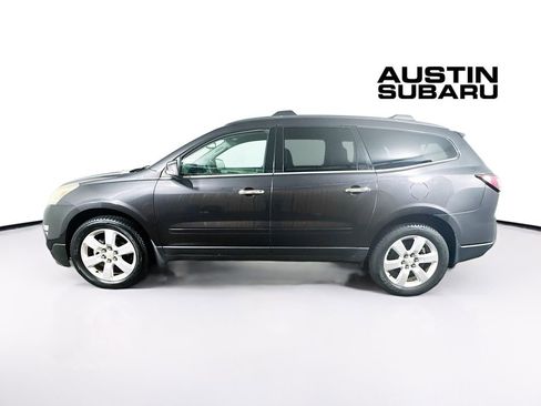 Used 2016 Chevrolet Traverse LT w/ Style and Technology Package image 4