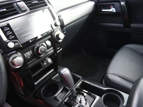 Used 2021 Toyota 4Runner Venture w/ Moonroof Package image 23