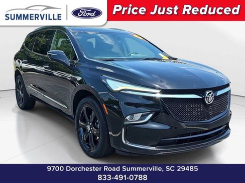 Used 2023 Buick Enclave Essence w/ Experience Buick Package FWD image 1