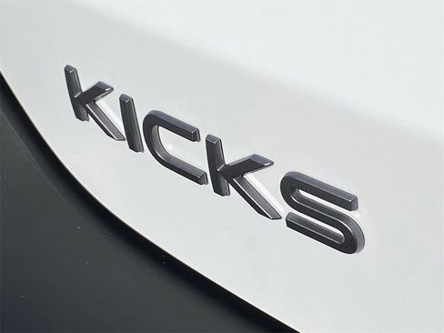 New 2026 Nissan Kicks S FWD image 8