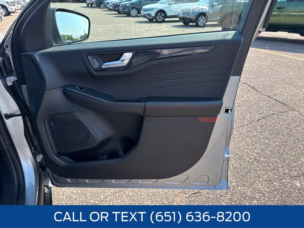 Used 2023 Ford Escape ST-Line w/ Tech Pack #1 AWD/4WD image 36
