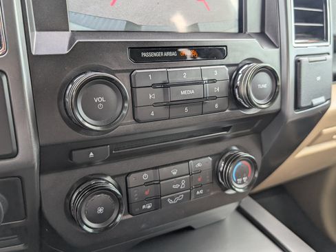Used 2018 Ford F150 XLT w/ Equipment Group 302A Luxury RWD image 17