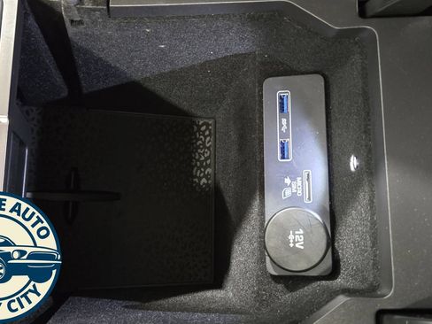 Used 2019 Jaguar E-PACE S AWD/4WD image 21