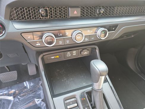 Used 2024 Honda CR-V EX image 30