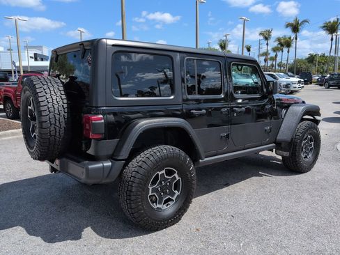 Used 2023 Jeep Wrangler Unlimited Rubicon AWD/4WD image 5
