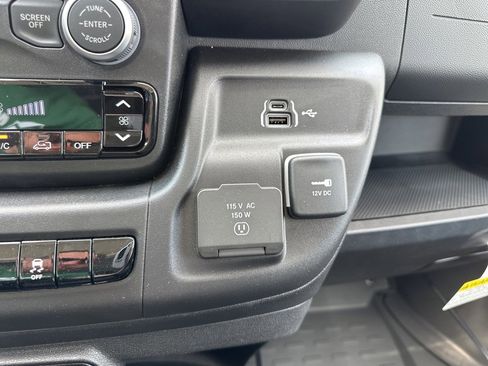 New 2025 RAM ProMaster 2500 w/ Convenience Group image 4