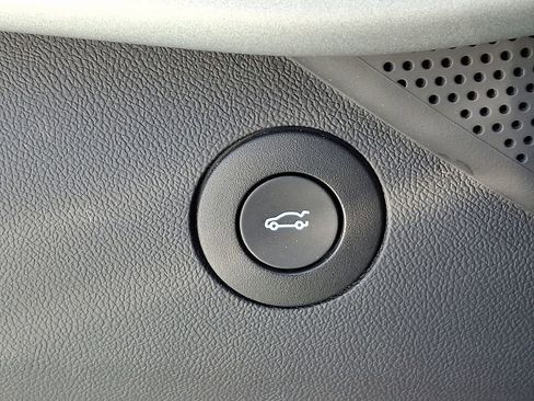 Certified 2023 Chevrolet Camaro LT w/ Technology Package RWD image 26