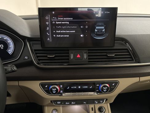 Used 2022 Audi Q5 2.0T Premium Plus image 20