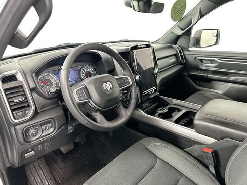 Used 2025 RAM 1500 Big Horn AWD/4WD image 9