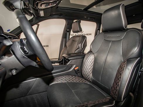 Used 2024 Jeep Grand Cherokee Summit image 53