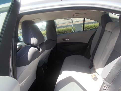 Used 2021 Toyota Corolla LE w/ Carpet Mat Package (TMS) image 22