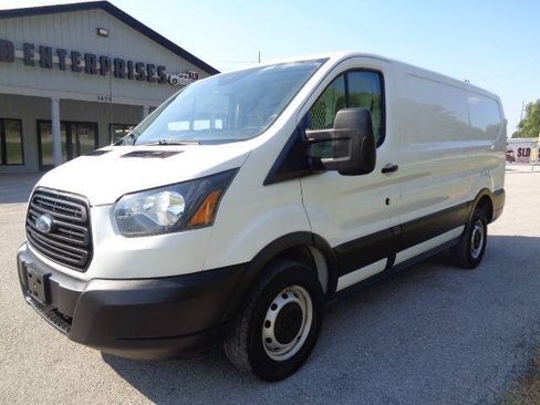 Used 2019 Ford Transit 250 130 Low Roof RWD image 1